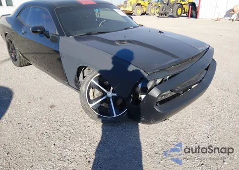 2013 Dodge Challenger Rallye Redline from USA, damaged, VIN 2C3CDYAG5DH520034